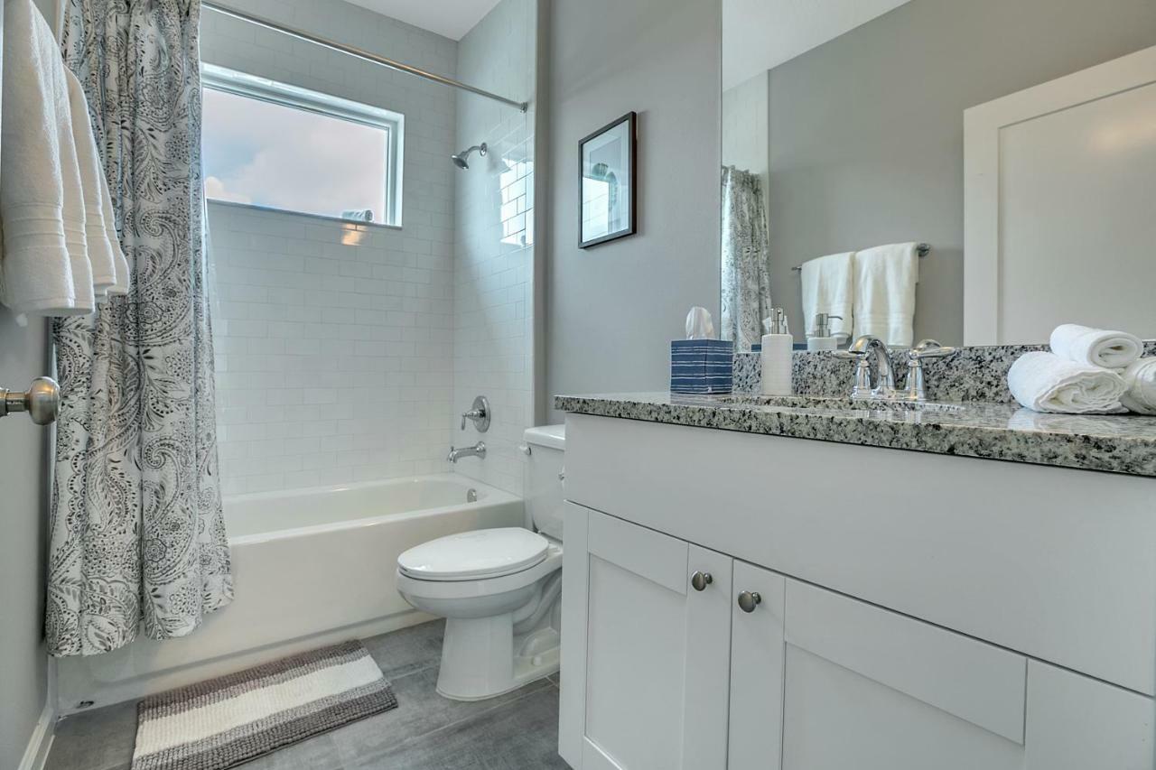 New 3/2 Duplex Minutes From Heart Of Tampa -Unit B Apartment Exterior photo